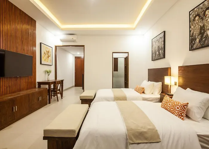 1-bedroom 5-minutes Walk To *